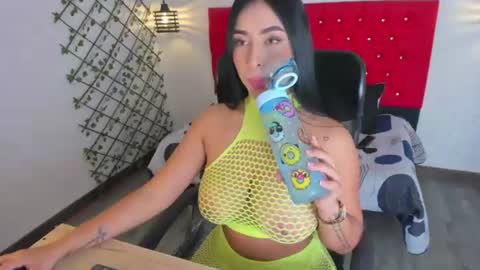 sofy_muller_ online show from 4, 8, 2026