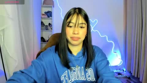 Snapshot of sol_lunaa23 chatting on 23, 5, 2026 sol online show from 23, 5, 2026