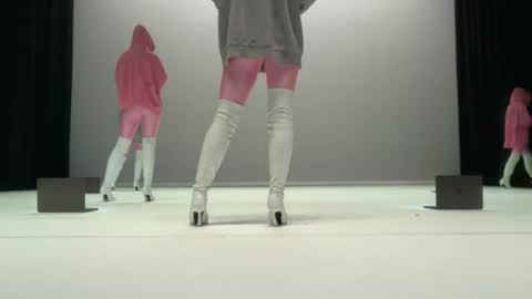 Snapshot of sola_3 chatting on 18, 6, 2026 0La online show from 18, 6, 2026