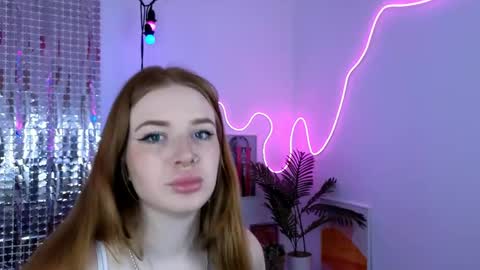 sollarkristy online show from 26, 4, 2026