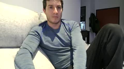solo_en_casaa online show from 8, 7, 2026