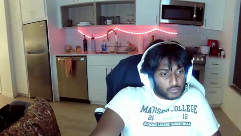 solo online show from 10, 1, 2025