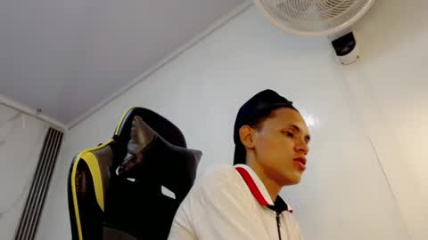ESTEBAN online show from 25, 7, 2026
