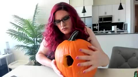 someonespeicial online show from 27, 10, 2025