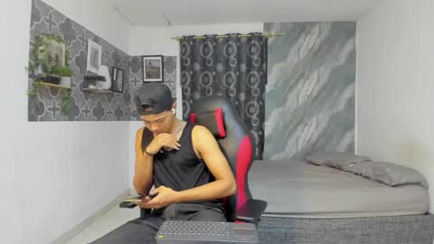 son_hades online show from 15, 3, 2026