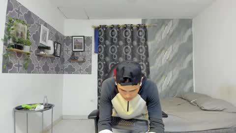 son_hades online show from 25, 3, 2026