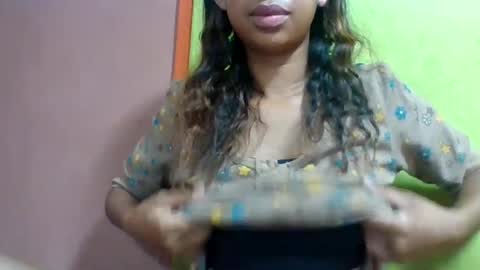 sonia4000 online show from 22, 7, 2026