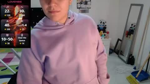 Snapshot of soniafuckboobs chatting on 18, 6, 2026 soniafuckboobs online show from 18, 6, 2026