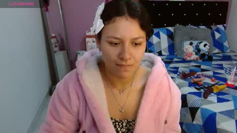 sonialatin69 online show from 7, 3, 2025