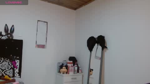 sonialatin69 online show from 2, 10, 2025