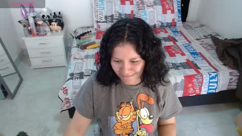 sonialatin69 online show from 4, 4, 2026