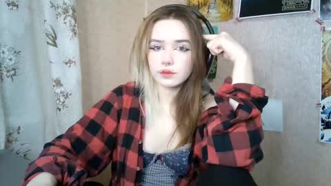 Mila online show from 21, 4, 2026