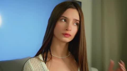 Snapshot of sonyaericsson chatting on 18, 11, 2025 Eva 3 online show from 18, 11, 2025