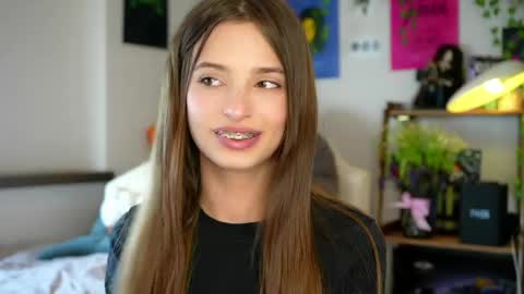Snapshot of sonyaericsson chatting on 21, 5, 2026 Eva 3 online show from 21, 5, 2026