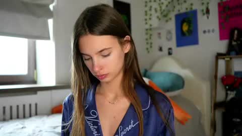 Snapshot of sonyaericsson chatting on 9, 6, 2026 Eva 3 online show from 9, 6, 2026