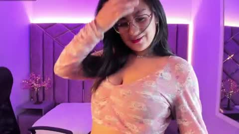 sophi_hardd online show from 13, 6, 2026