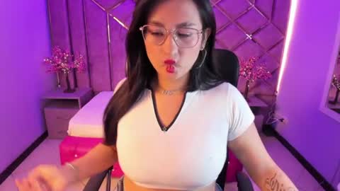sophi_hardd online show from 14, 6, 2026