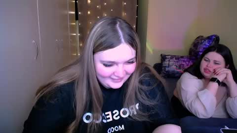 sophia__olsen online show from 26, 5, 2026