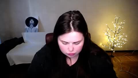 sophia__olsen online show from 24, 6, 2026
