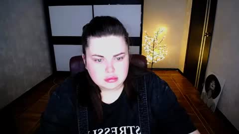 sophia__olsen online show from 25, 7, 2026