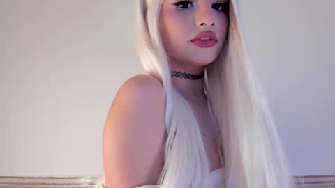 Sophia online show from 10, 4, 2026