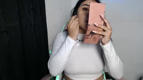 Snapshot of sophia_dazza398 chatting on 31, 5, 2026 sophia online show from 31, 5, 2026