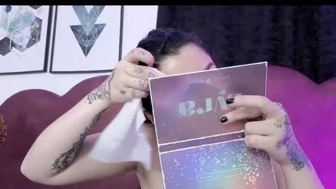 sophia hottie online show from 24, 4, 2026