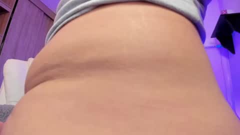 sophia_grants online show from 25, 2, 2025