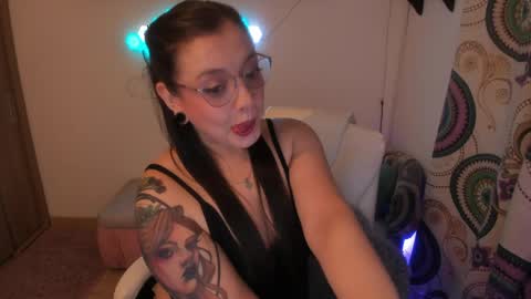 sophia_grants online show from 26, 4, 2026