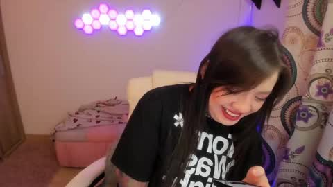 sophia_grants online show from 28, 4, 2026