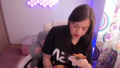 sophia_grants online show from 13, 6, 2026