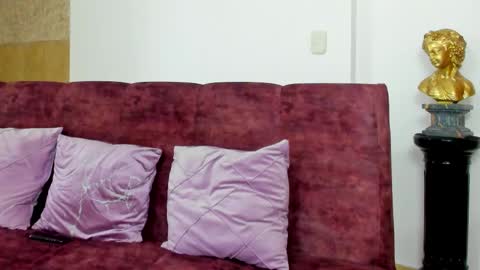 sophia CM online show from 11, 3, 2025