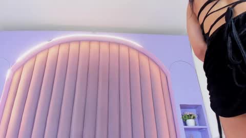 Sophi  online show from 20, 2, 2025