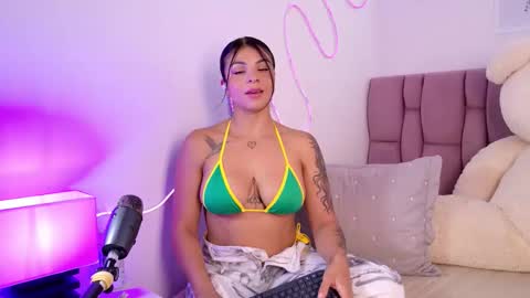 Sophia Carson online show from 2, 10, 2025