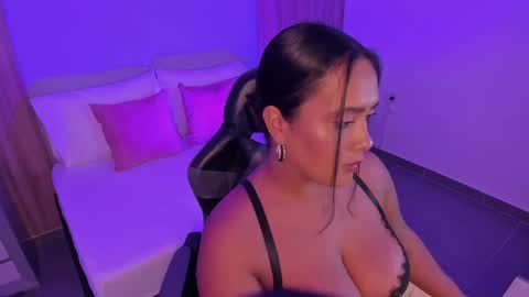 sophia_solerr online show from 16, 5, 2026