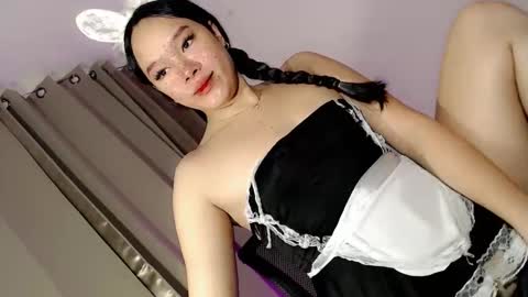 sophia_walker18 online show from 24, 4, 2026