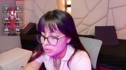 Snapshot of sophiaa_7 chatting on 7, 10, 2025 Sophi online show from 7, 10, 2025