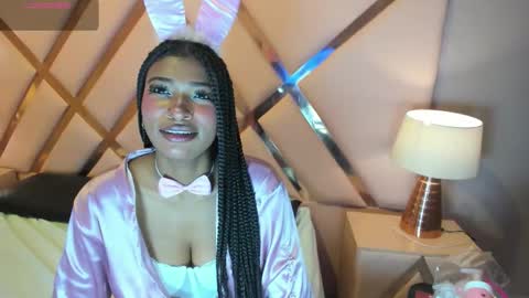 Snapshot of sophiabloss chatting on 31, 10, 2025 Sophie online show from 31, 10, 2025