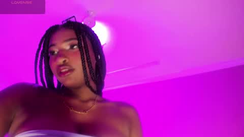 Snapshot of sophiabloss chatting on 11, 11, 2025 Sophie online show from 11, 11, 2025