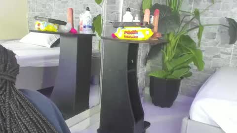 Snapshot of sophiabloss chatting on 22, 11, 2025 Sophie online show from 22, 11, 2025