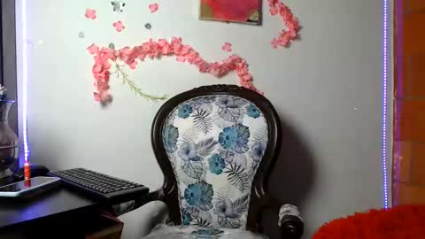 sophia online show from 16, 10, 2025