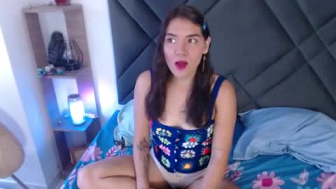 Snapshot of sophiagomez1 chatting on 18, 9, 2025 Sofia online show from 18, 9, 2025