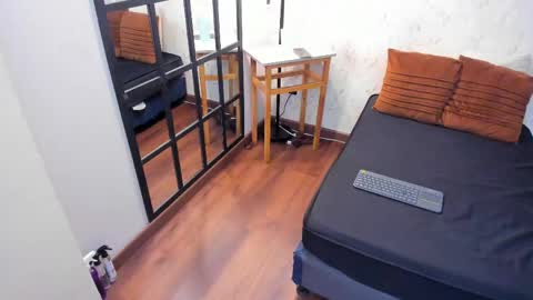 Snapshot of sophiahart_ chatting on 23, 4, 2026 Sophia online show from 23, 4, 2026
