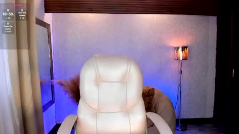 --Sophi-- online show from 30, 7, 2026