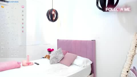 Im Sophia Model Independent   Enjoy My videos here when Im Offline online show from 13, 1, 2025