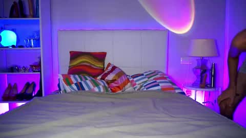 SophiaSapphire online show from 2, 10, 2025