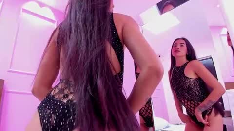 S O P H I A  online show from 6, 2, 2025