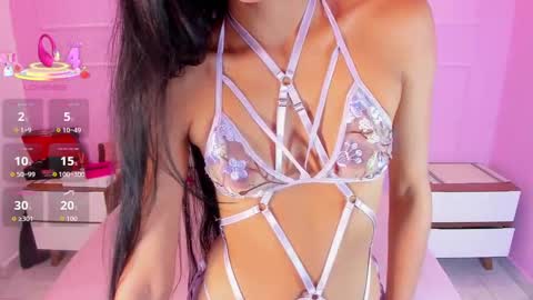 S O P H I A  online show from 3, 10, 2025