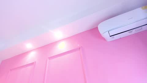 SOPHIA online show from 3, 3, 2025