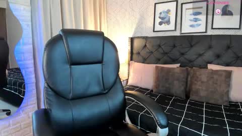 sophie__blare online show from 13, 3, 2026